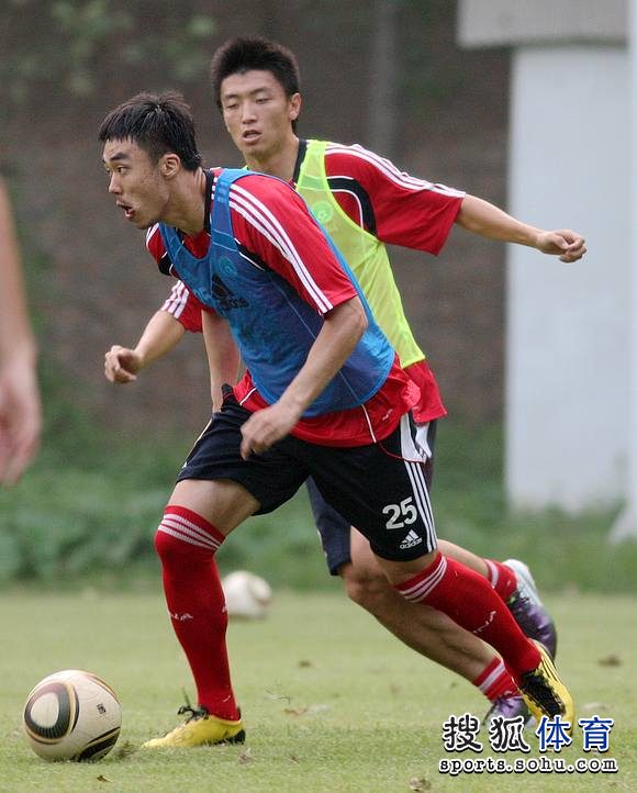 关于伊朗队勇往直前，决胜赛季！的信息