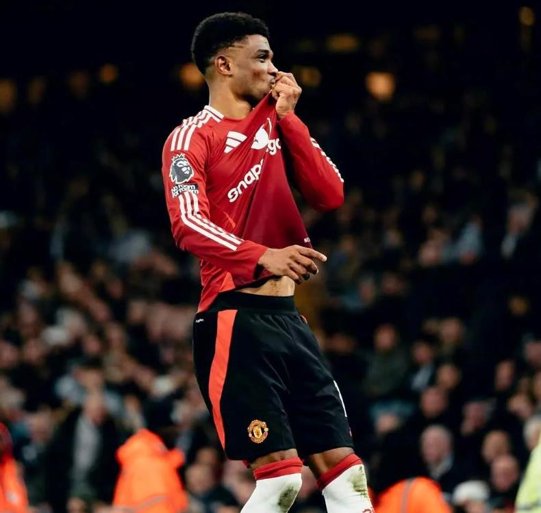 英超热门对决!曼联客场3-2力克热刺,拉什福德制胜的简单介绍 英超热门对决!曼联客场3-2力克热刺,拉什福德制胜的简单介绍