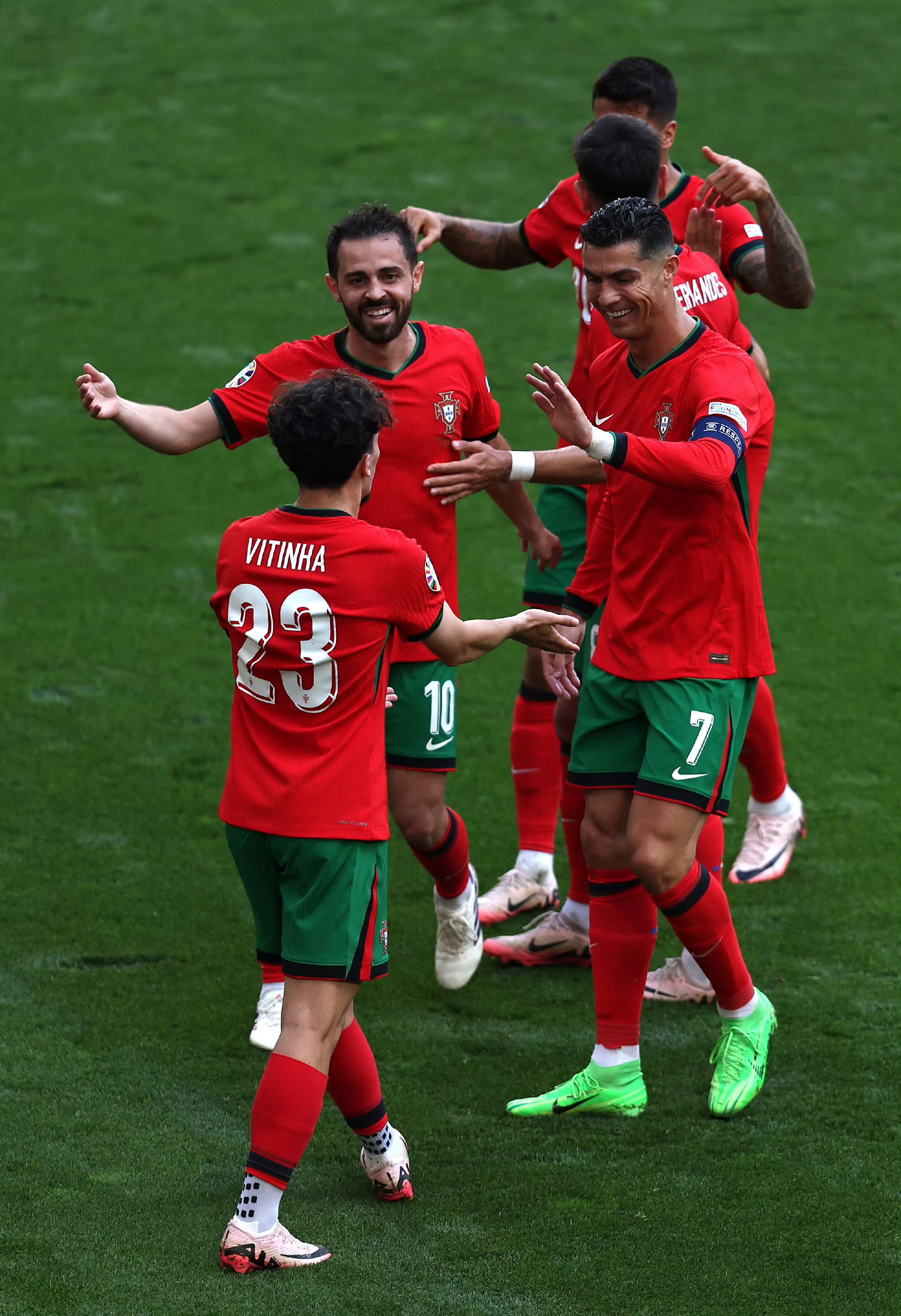 土耳其客场取胜挪威,晋级欧洲杯的简单介绍 土耳其客场取胜挪威,晋级欧洲杯的简单介绍