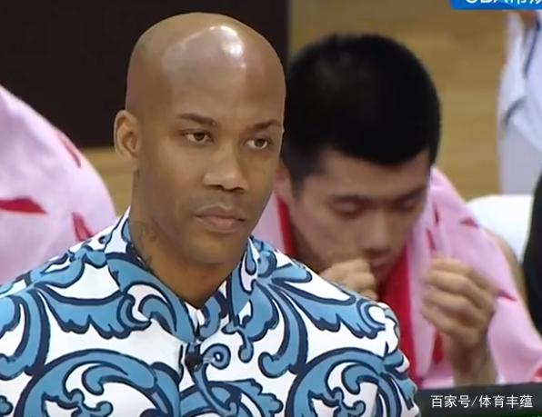 多特蒙德遗憾败绩,卫冕称号悬念重重 多特蒙德遗憾败绩,卫冕称号悬念重重