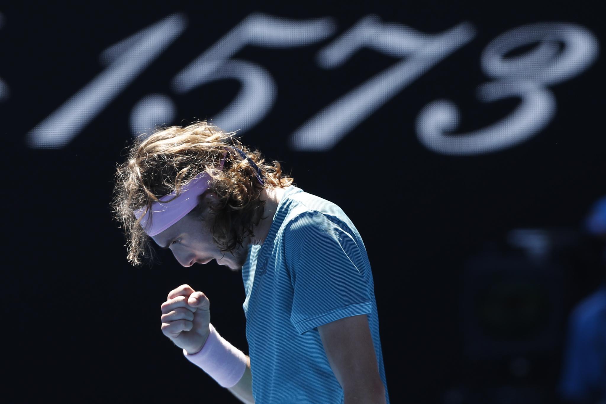 英国网球队力克澳大利亚网球队，西西帕斯完成帽子戏法的简单介绍