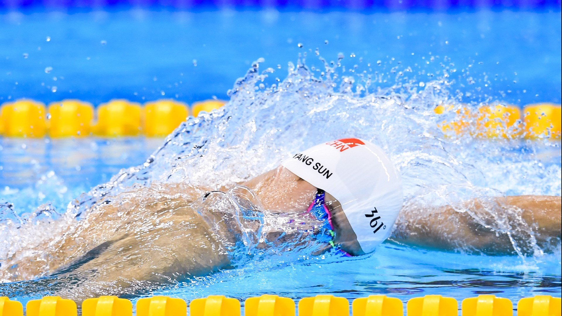 鏖战非洲雄狮，萨内稳定输出助马竞破局