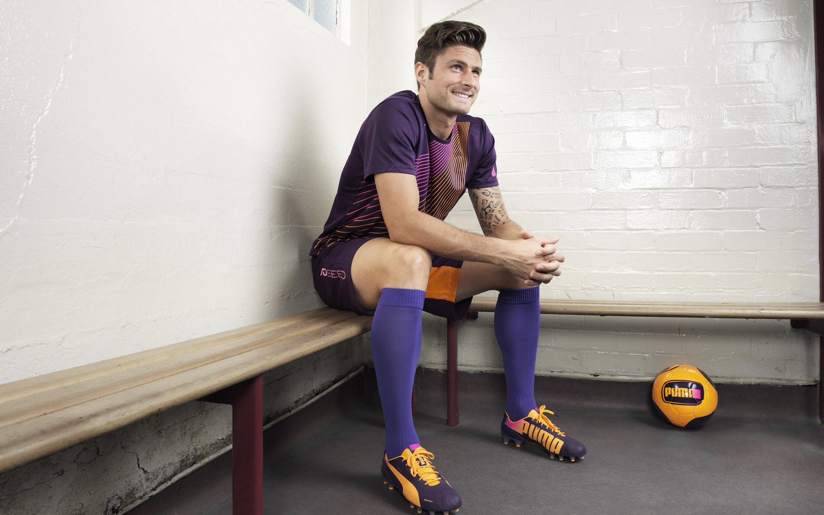 从马德里到美加墨，欧洲新章与凯恩时代的双重奏